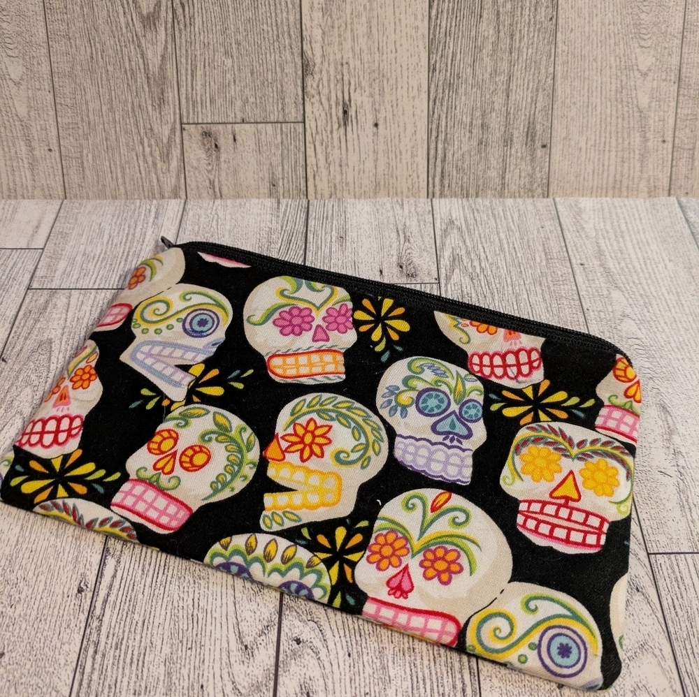 Colorful Skull Print Pouch
